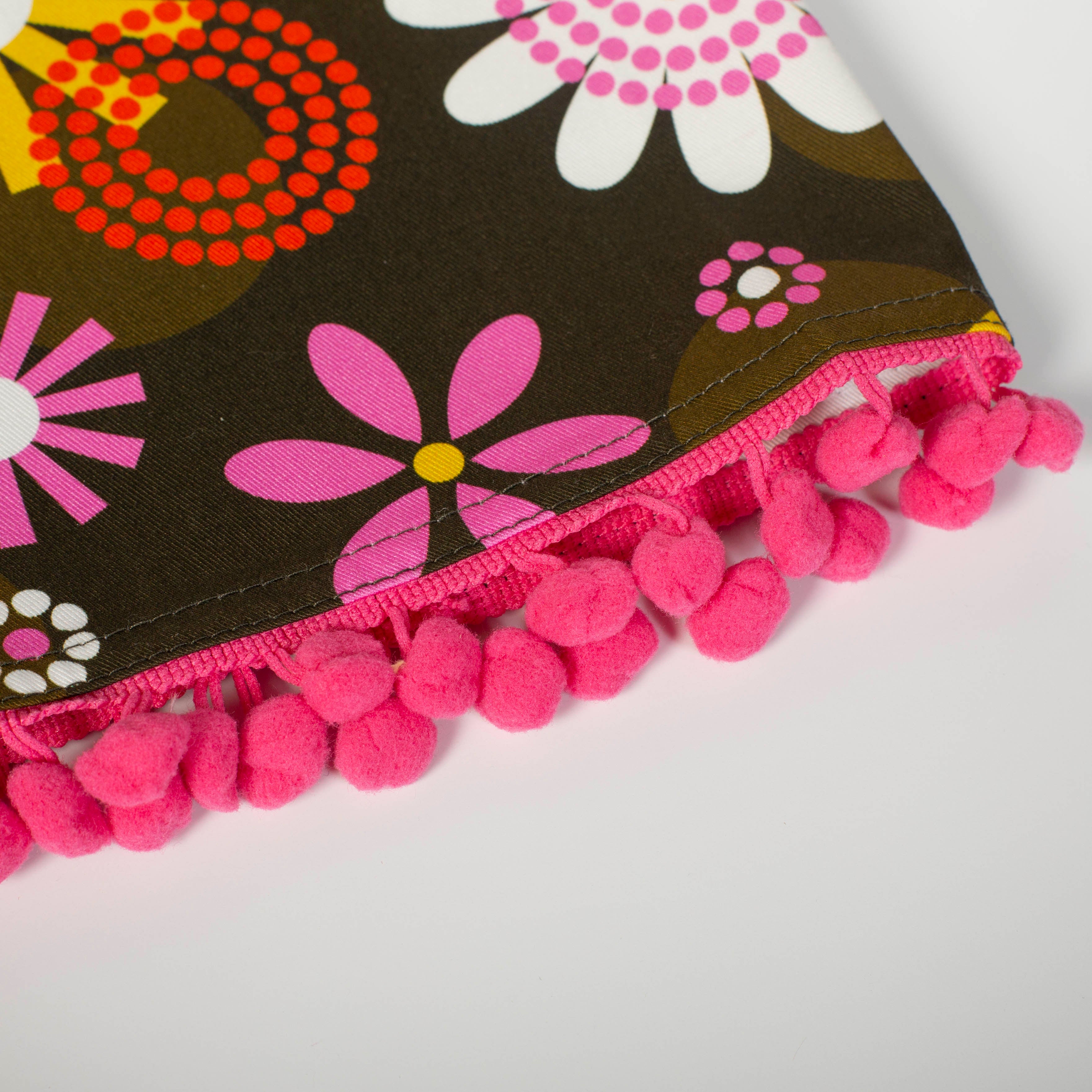 Groovy Flowers Kitchen Bar Tea Towel With Trim